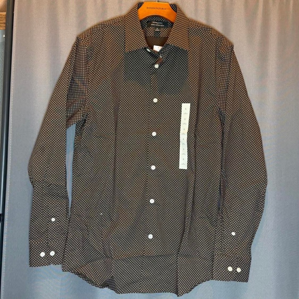 Banana Republic Men's Dark Brown Micro-Dot Dress Shirt